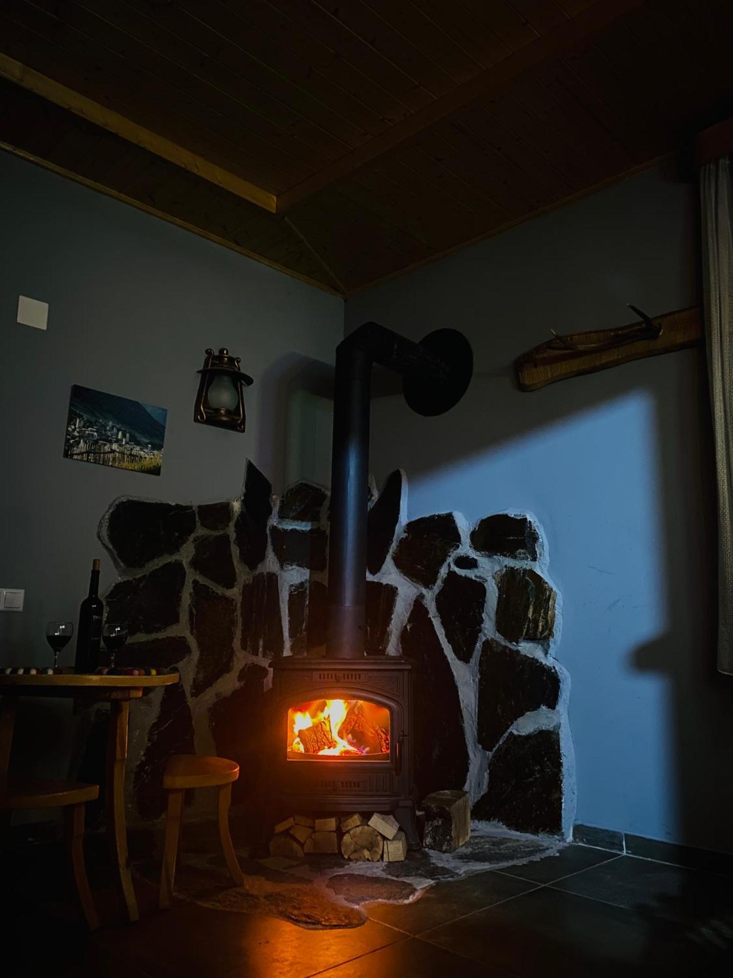 Sana Guest House ميستيا المظهر الخارجي الصورة