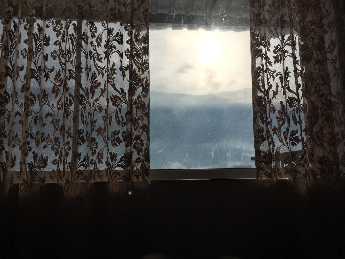 Sana Guest House ميستيا المظهر الخارجي الصورة